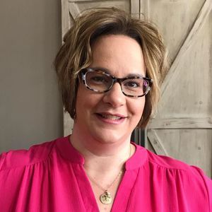 Meet your Posher, Kendra